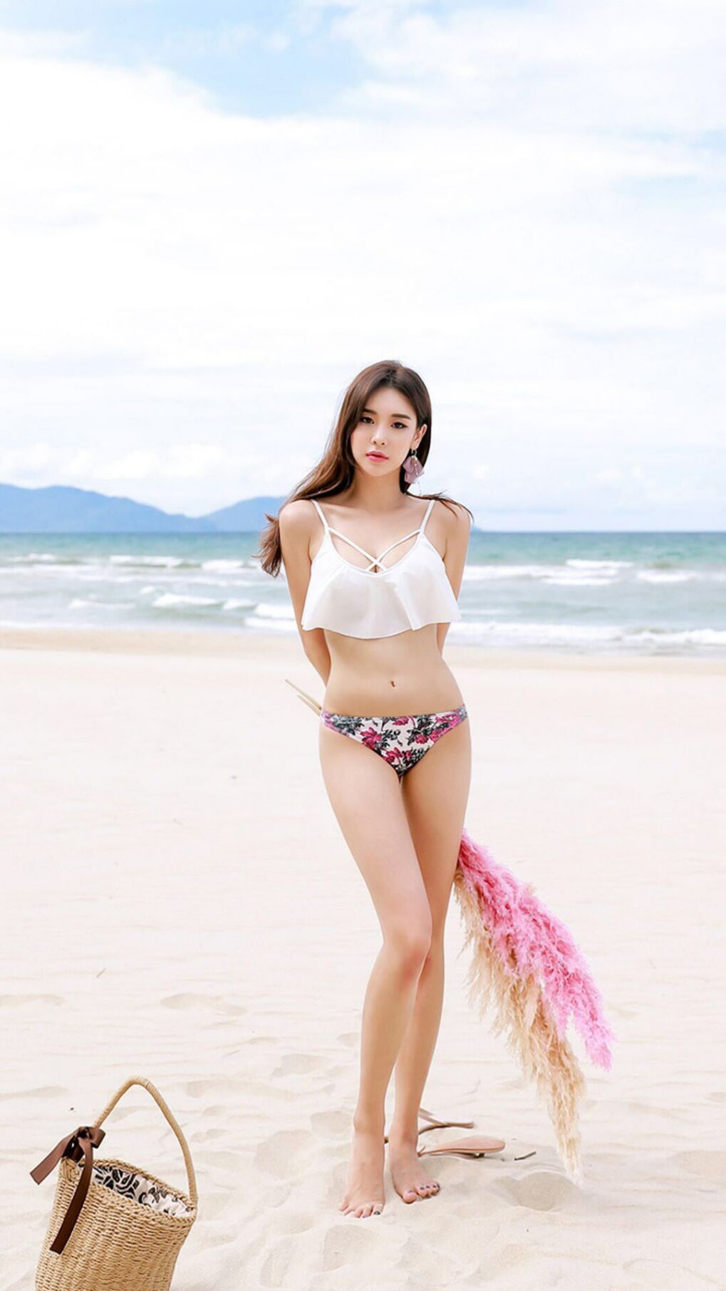 开云esports-_童趣攀岩体验馆：激发孩童运动潜能_，儿童攀岩游乐场